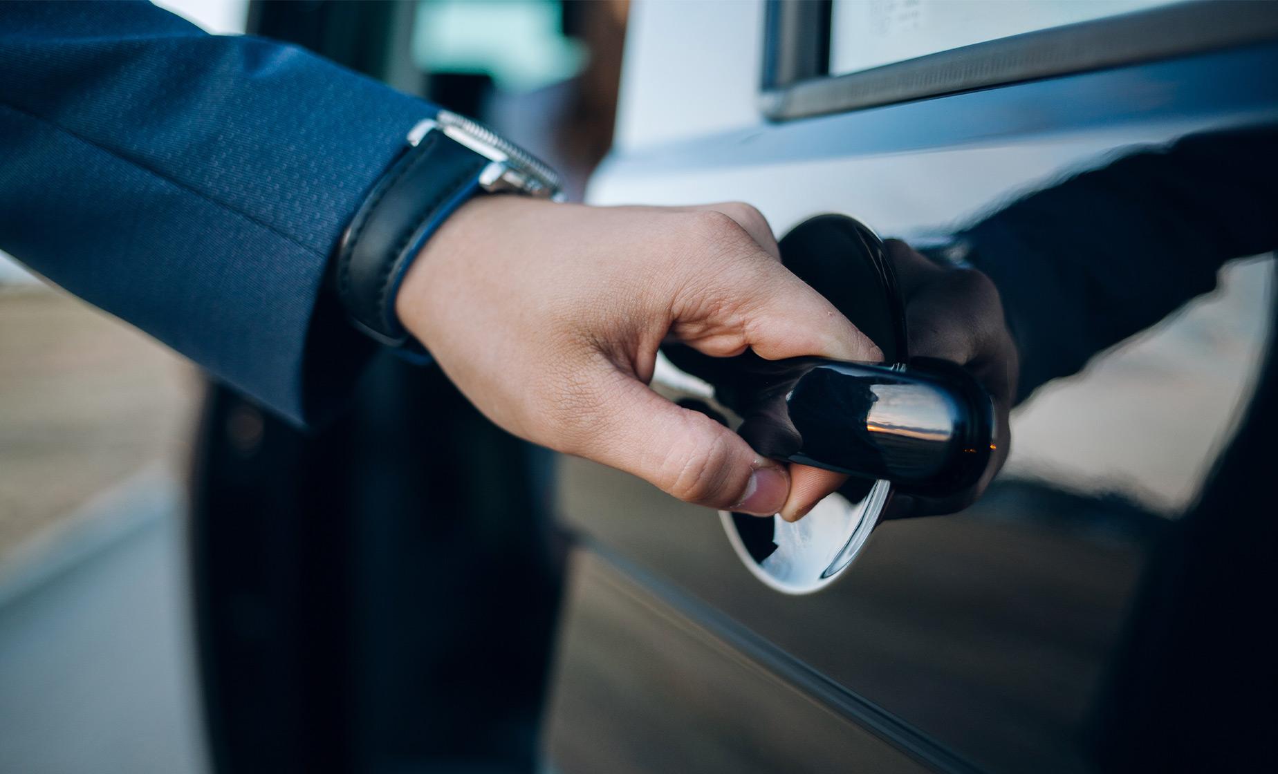 سواق سياحى فى القاهرة